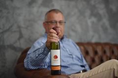 Feel like home at Plavinci organic winery Belgrade. Natural wine tasting with home-made snacks and great views